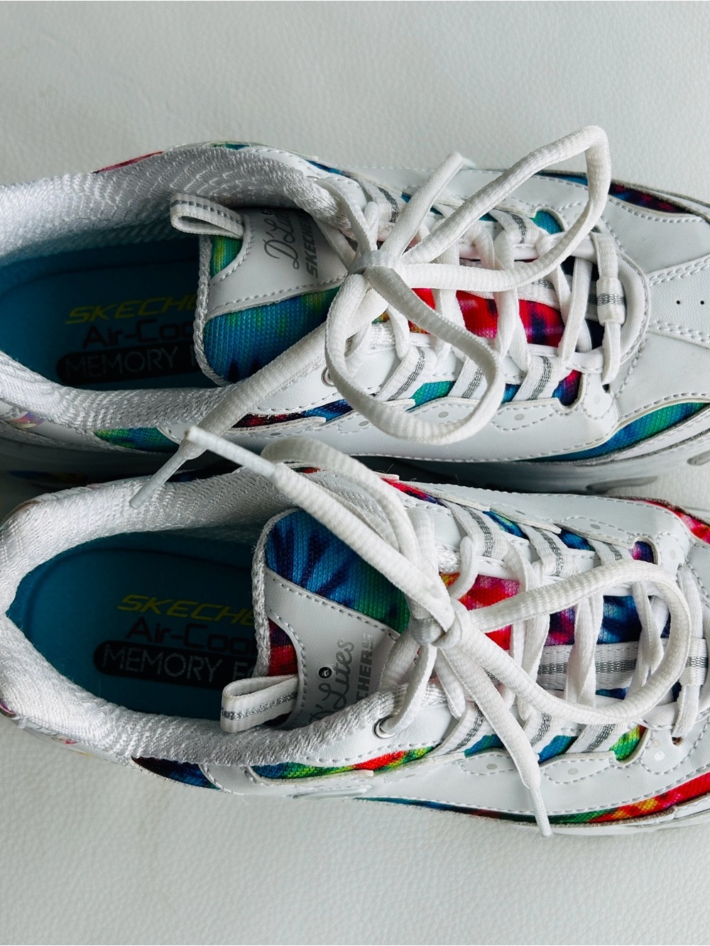 Skechers D’Lites White Memory Foam Athletic Sneakers w/ Rainbow Tie-Dye Accents